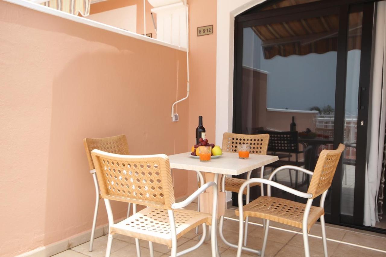 Apartment With Terrace On The Seafront In Playa Fanabe Costa Adeje  Exteriör bild